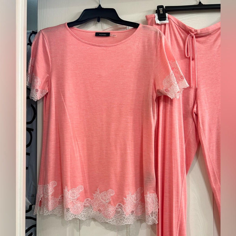 Natori Women's pink 2pc Luxe Shangri La Pajama Set